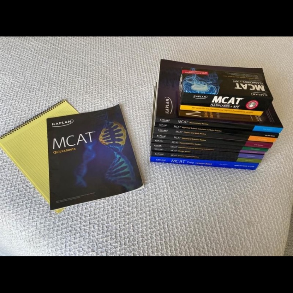 12-Piece MCAT Kaplan Study Prep Set